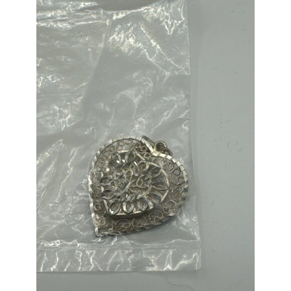 Sterling Silver Filigree Heart Pendant and Chain NEW - Picture 1 of 3